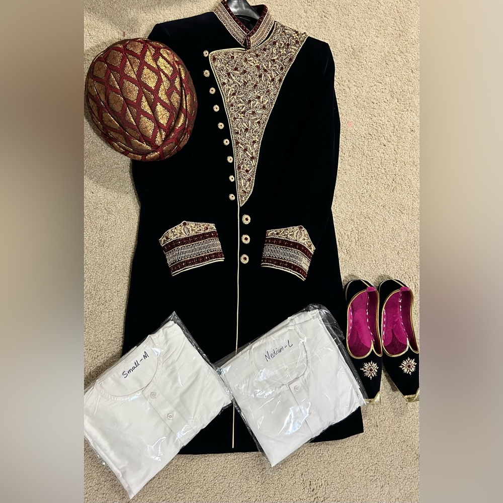 Men's Black Velvet Embroidered Sherwani Full Outfit
